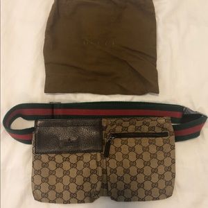 GUCCI Double Belt Bag